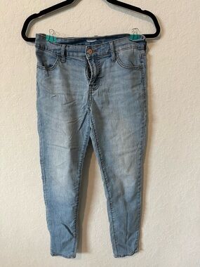 Old Navy Light Blue Skinny Jeans - Slim Fit